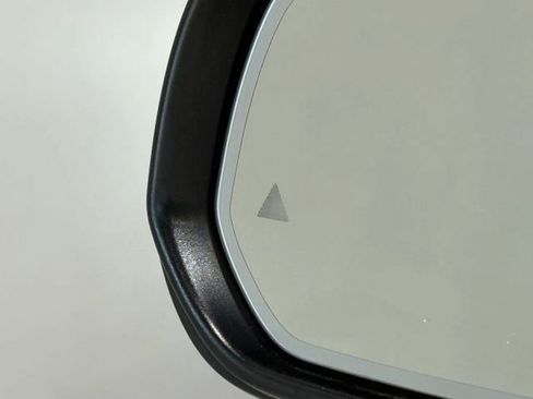 Used 2022 Mercedes-Benz GLS 450 4MATIC image 11