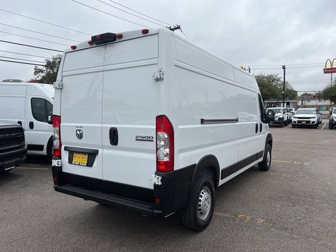 Used 2025 RAM ProMaster 2500 image 6
