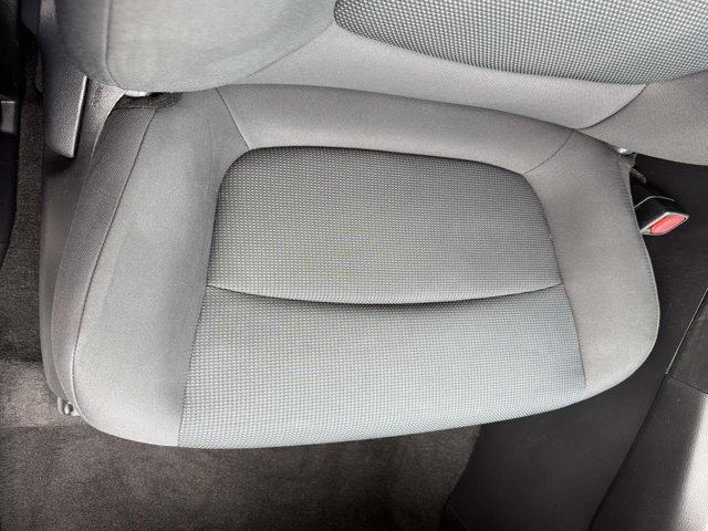 Used 2021 Toyota RAV4 LE AWD/4WD image 15