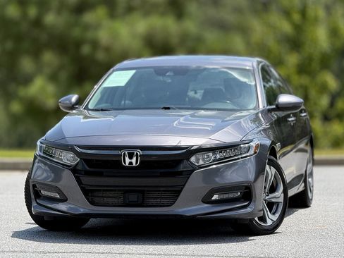 Used 2020 Honda Accord EX-L image 2