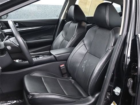 Used 2023 Nissan Maxima SV w/ Floor Mat Group image 9