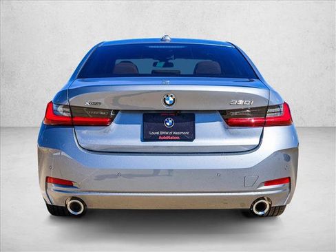 New 2026 BMW 330i xDrive Sedan w/ Convenience Package AWD/4WD image 6