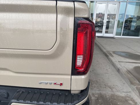 Used 2023 GMC Sierra 1500 AT4 w/ Technology Package image 11