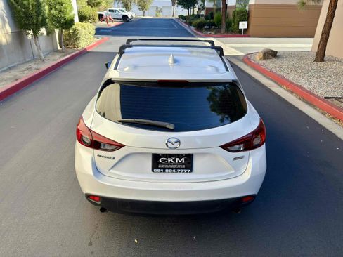 Used 2015 MAZDA MAZDA3 i Grand Touring image 10