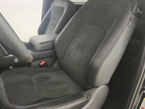 Used 2022 Land Rover Defender 90 V8 image 23