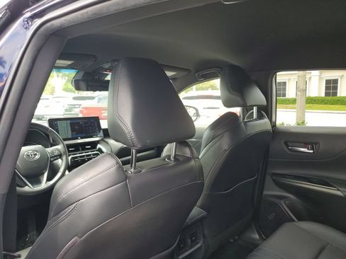 Used 2021 Toyota Venza Limited AWD/4WD image 25