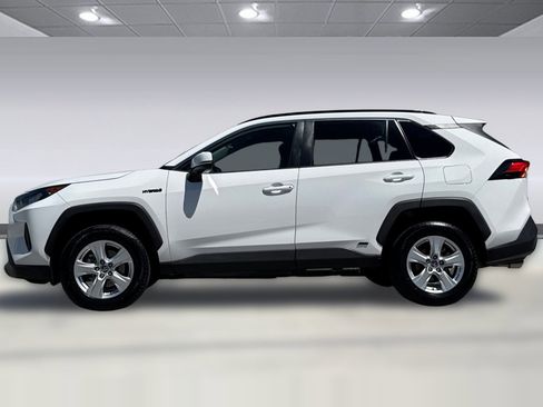 Used 2020 Toyota RAV4 LE w/ All Weather Liner Package AWD/4WD image 2
