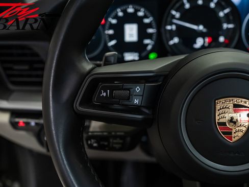 Used 2020 Porsche 911 Carrera S image 32