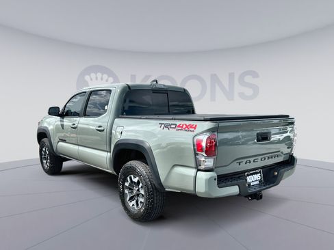 Used 2023 Toyota Tacoma TRD Off-Road w/ Technology Package AWD/4WD image 14