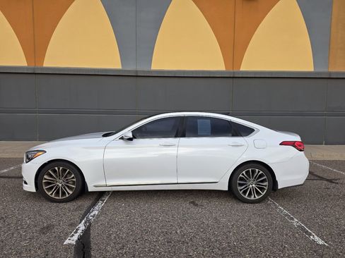 Used 2015 Hyundai Genesis 3.8 w/ Option Group 04 image 2