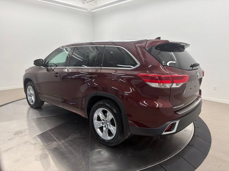 Used 2017 Toyota Highlander Limited AWD/4WD image 5