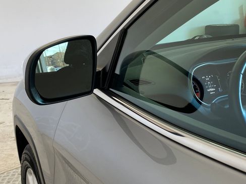 Used 2015 Jeep Cherokee Latitude w/ Cold Weather Group image 23