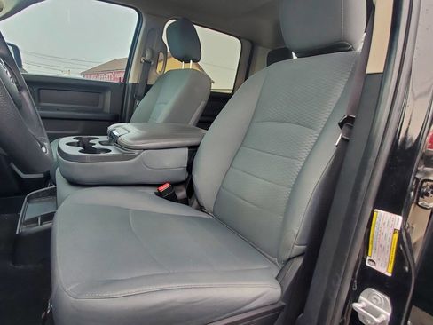 Used 2018 RAM 1500 Express w/ Express Value Package image 11