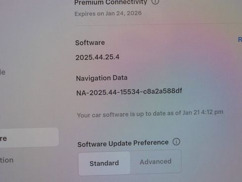 Used 2019 Tesla Model 3 Standard Range Plus image 36