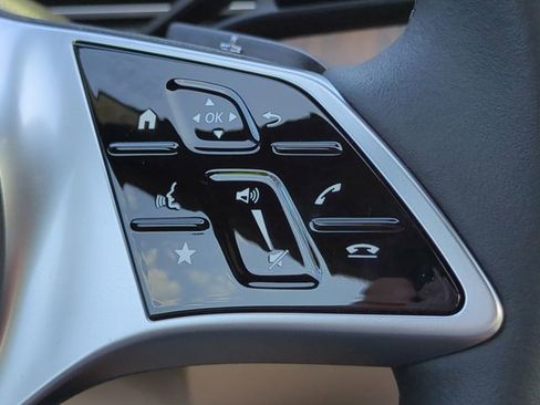 Used 2025 Mercedes-Benz C 300 Sedan image 26