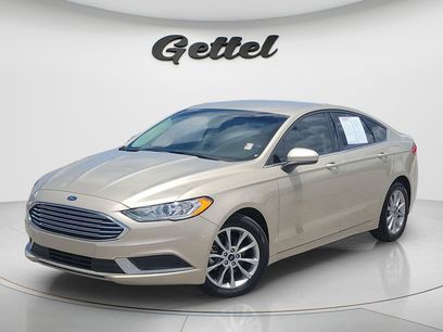 Used 2017 Ford Fusion SE w/ Fusion SE Technology Package