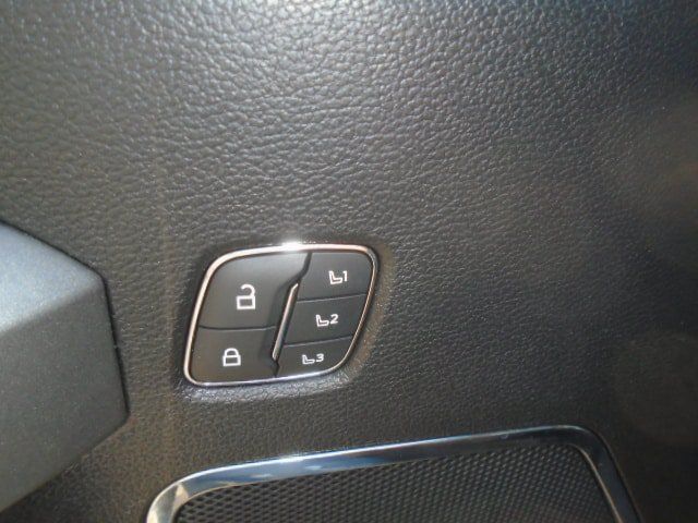 Used 2021 Ford F350 Platinum AWD/4WD image 20