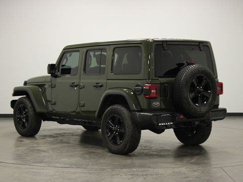 Used 2023 Jeep Wrangler Altitude image 6