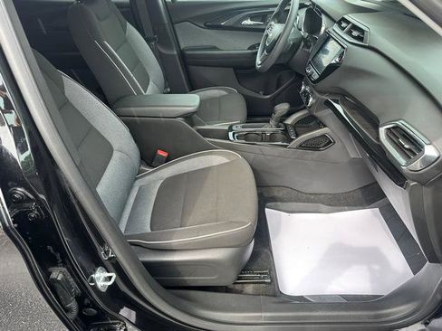 Used 2023 Chevrolet TrailBlazer LT w/ Convenience Package image 12