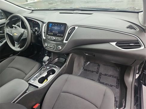 Used 2024 Chevrolet Malibu LS image 35