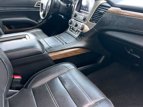 Used 2019 GMC Yukon XL Denali image 18