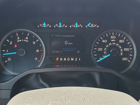 Used 2015 Ford F150 XLT w/ Equipment Group 301A Mid image 23