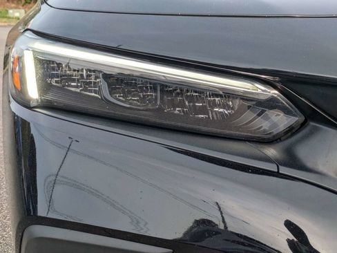 Used 2023 Honda Civic Sport image 10