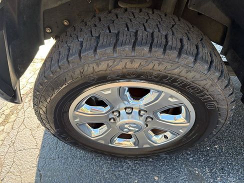 Used 2017 RAM 2500 Laramie AWD/4WD image 12