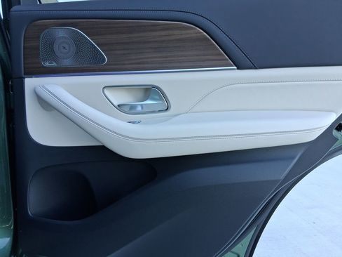 New 2026 Mercedes-Benz GLE 53 AMG 4MATIC image 24