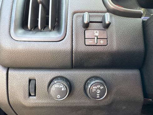 Used 2021 Chevrolet Colorado ZR2 AWD/4WD image 19
