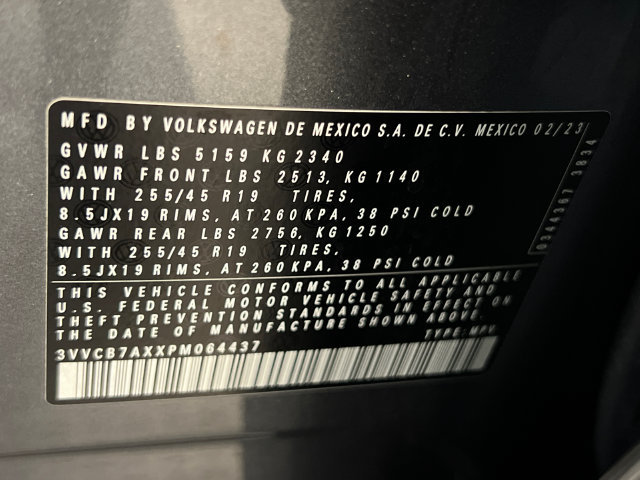 Certified 2023 Volkswagen Tiguan SE R-Line FWD image 29