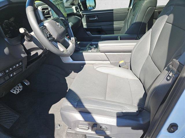 Used 2025 Toyota Tundra Limited w/ TRD Off-Road Package AWD/4WD image 15