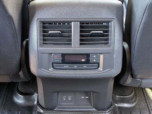 Used 2021 Volkswagen Atlas SE w/ Towing Package AWD/4WD image 15