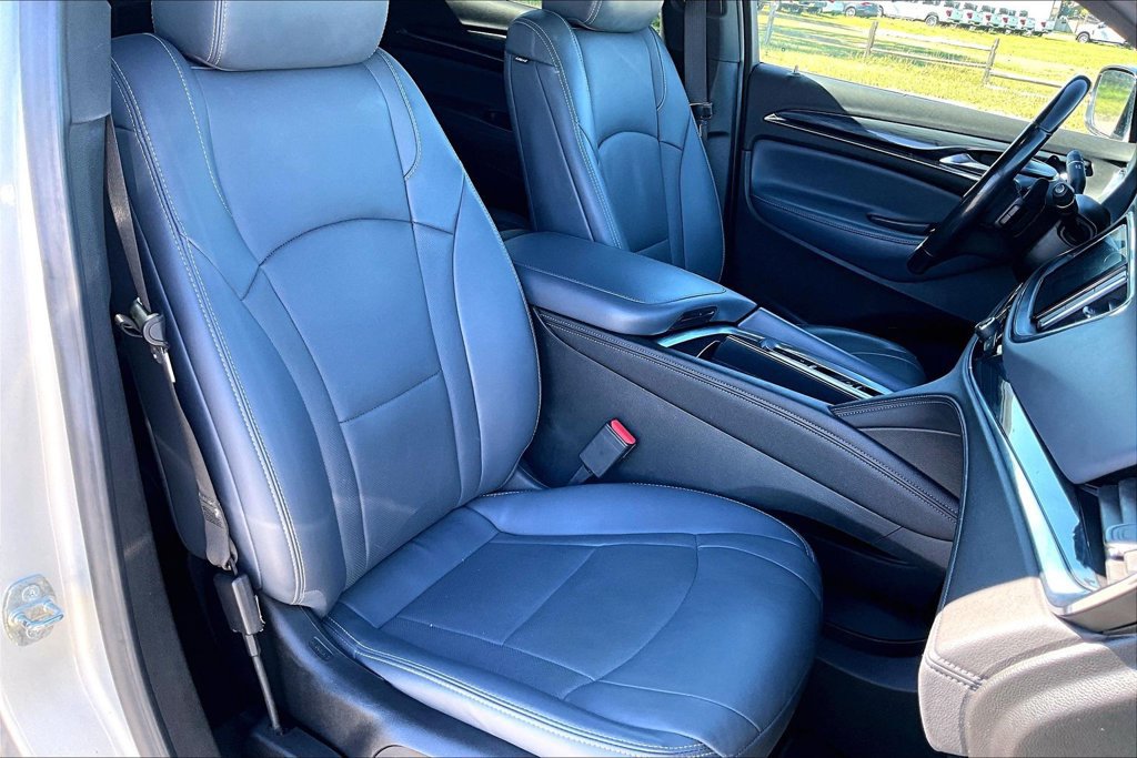 Used 2022 Buick Enclave Premium FWD image 7