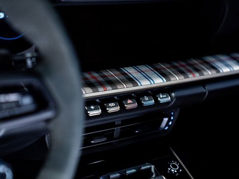 Used 2025 Porsche 911 Turbo S image 23