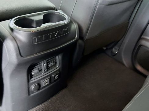 Used 2021 Nissan Titan SV w/ SV Convenience Package AWD/4WD image 24