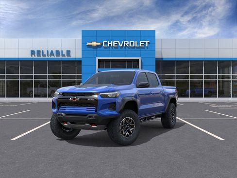 New 2026 Chevrolet Colorado ZR2 w/ Technology Package AWD/4WD image 8