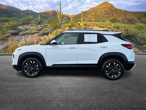 Used 2023 Chevrolet TrailBlazer LT w/ Convenience Package image 8