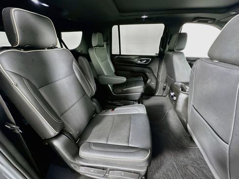 Used 2022 GMC Yukon XL SLT w/ SLT Premium Package AWD/4WD image 29