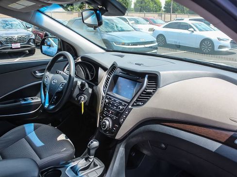 Used 2019 Hyundai Santa Fe XL SE FWD image 21