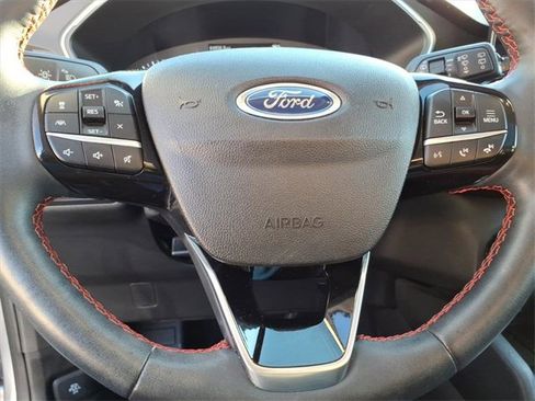 Used 2022 Ford Escape SEL w/ SEL Stealth AWD Package image 14