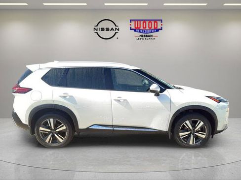 Used 2023 Nissan Rogue Platinum w/ Platinum Premium Package AWD/4WD image 2