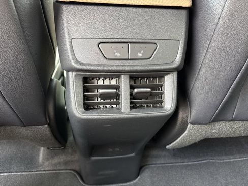 New 2026 Chevrolet Equinox ACTIV w/ Convenience Package III AWD/4WD image 21