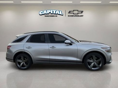 Used 2024 Genesis GV70 3.5T Sport w/ Sport Prestige Package image 6
