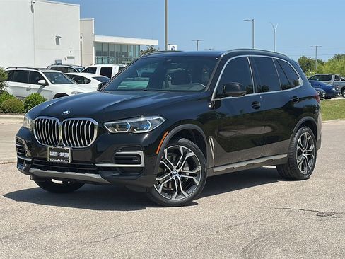 Used 2022 BMW X5 sDrive40i w/ Executive Package image 2