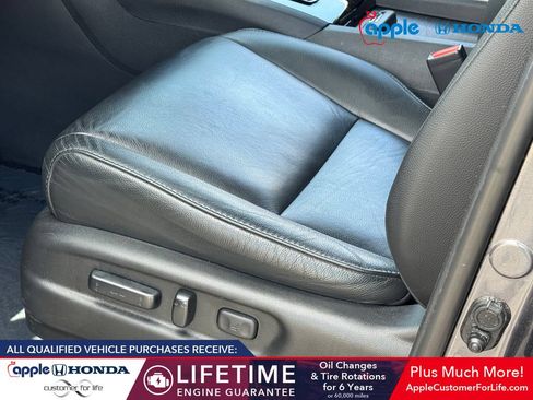 Used 2019 Honda Pilot Touring image 7