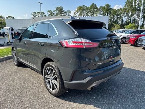 Used 2021 Ford Edge Titanium FWD image 9