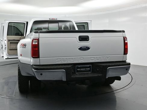 Used 2010 Ford F350 Lariat image 30