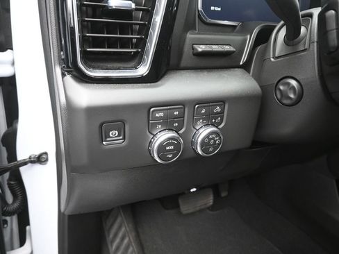 Used 2026 GMC Sierra 1500 Denali w/ Denali Reserve Package AWD/4WD image 13
