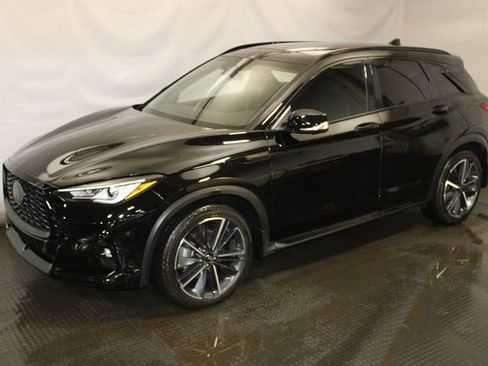 Used 2023 INFINITI QX50 Sport image 2
